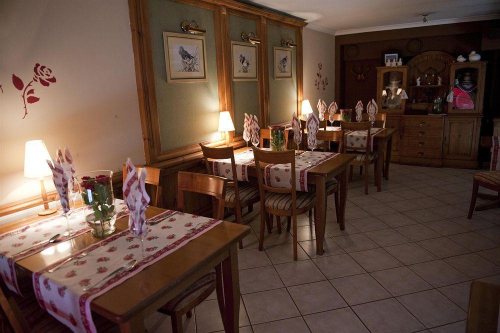 Hotel Diament Economy Гливице Екстериор снимка