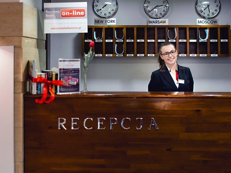 Hotel Diament Economy Гливице Екстериор снимка