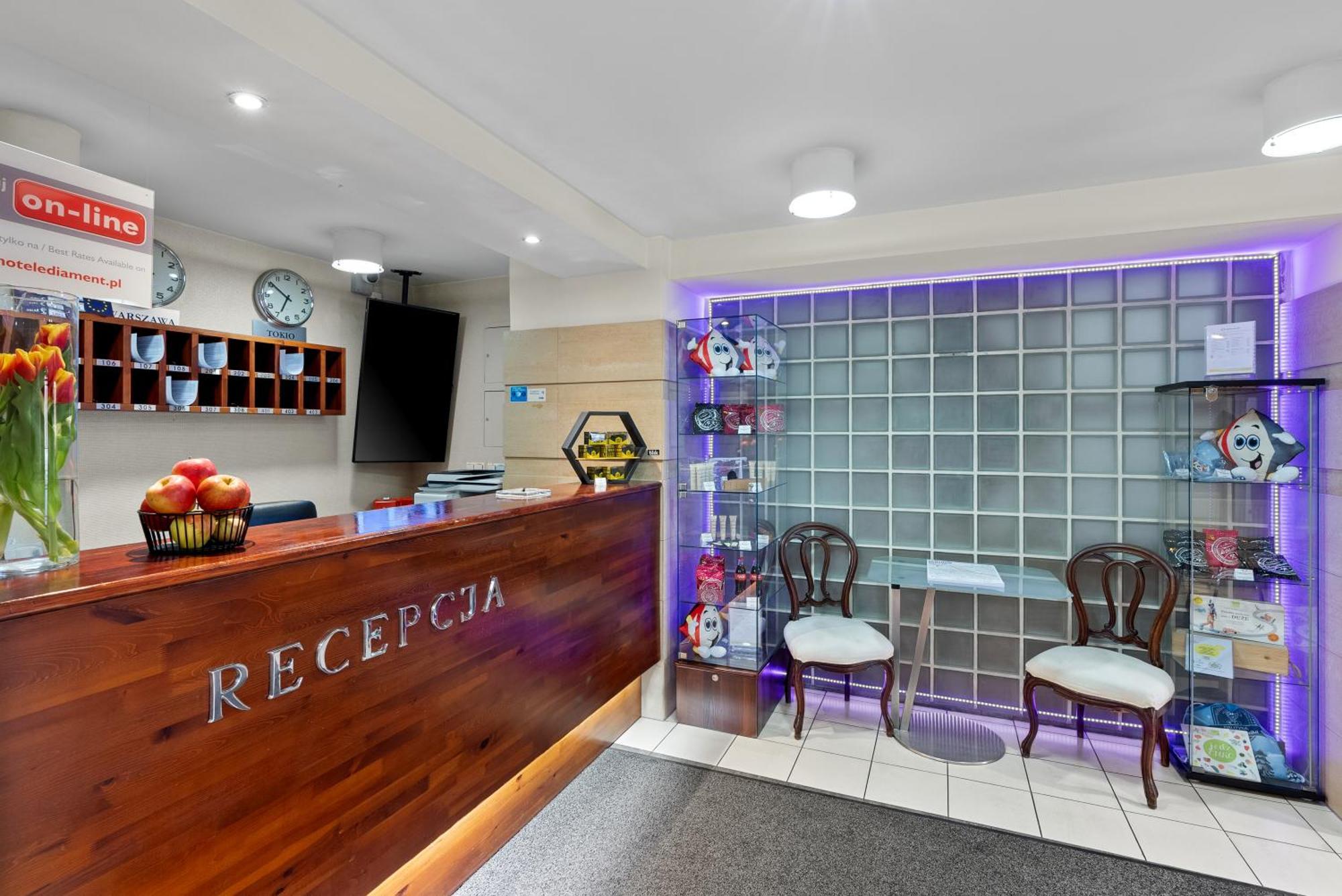 Hotel Diament Economy Гливице Екстериор снимка