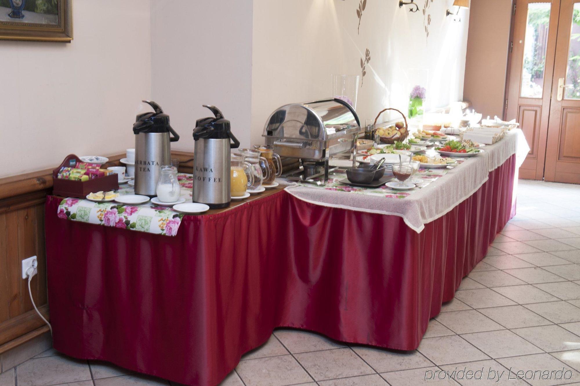 Hotel Diament Economy Гливице Екстериор снимка
